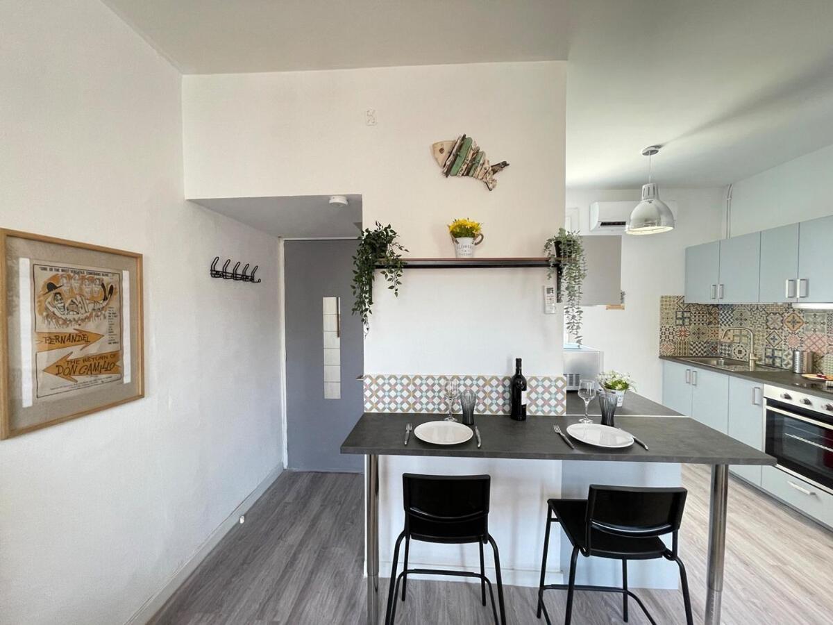 Little Good Time Apartment Marseille Bagian luar foto